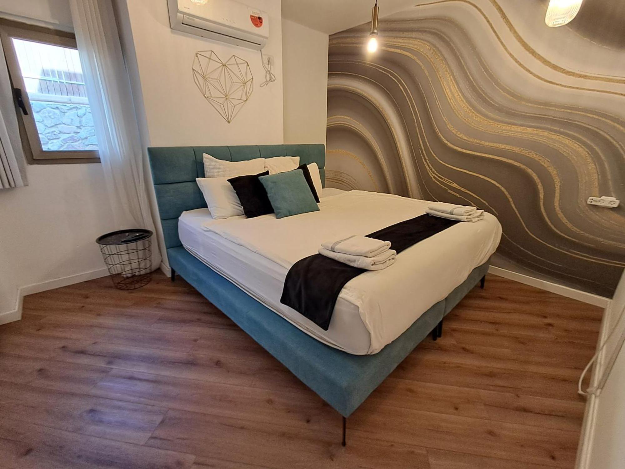Yalarent Afarsemon Apartments With Pool - For Families & Couples Eilat Exterior foto