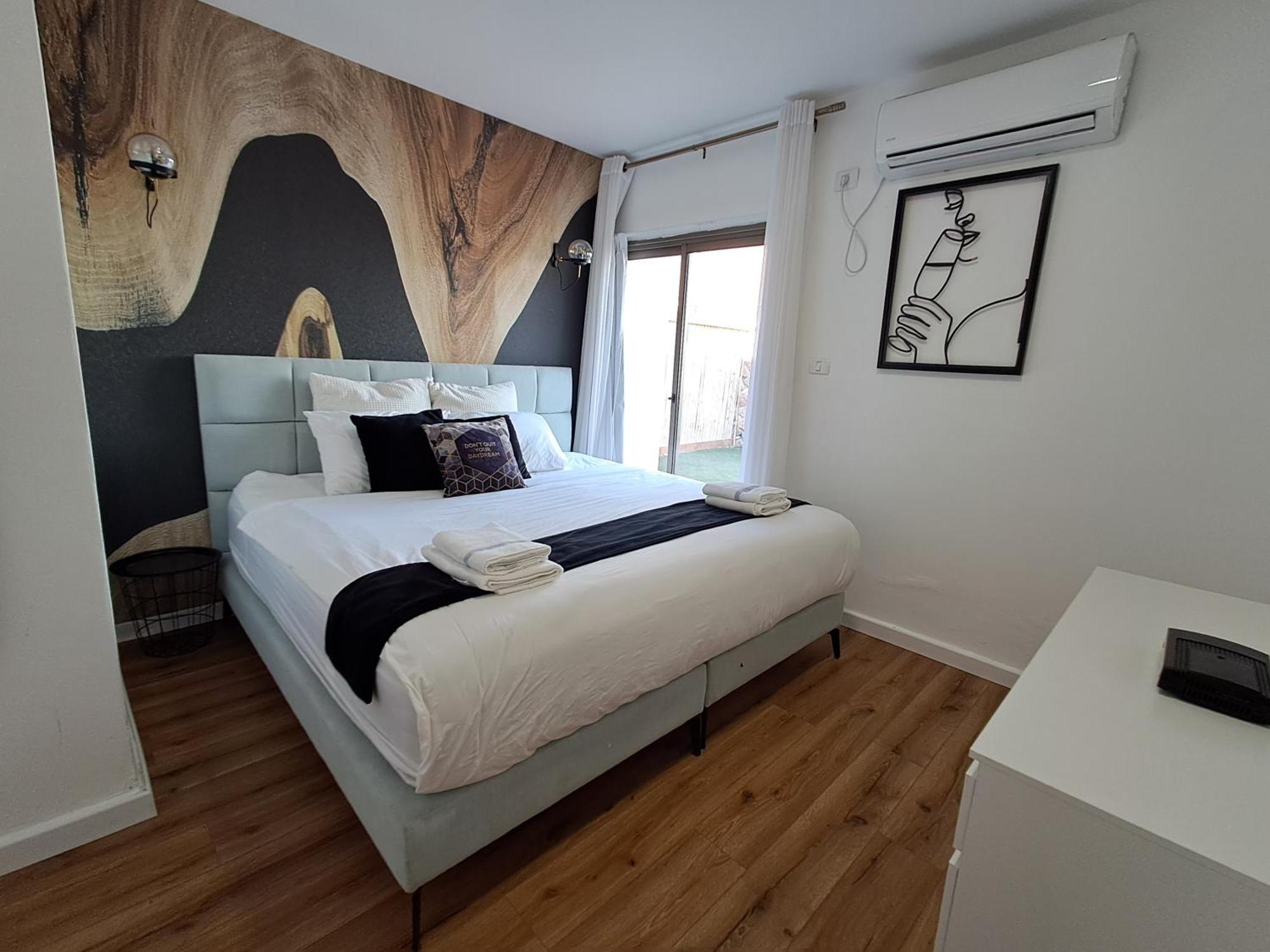 Yalarent Afarsemon Apartments With Pool - For Families & Couples Eilat Exterior foto