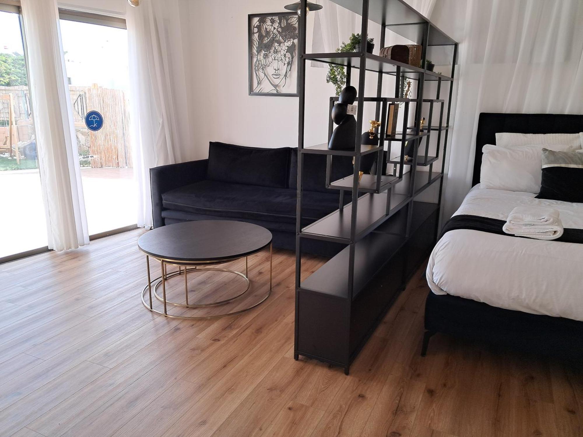 Yalarent Afarsemon Apartments With Pool - For Families & Couples Eilat Exterior foto