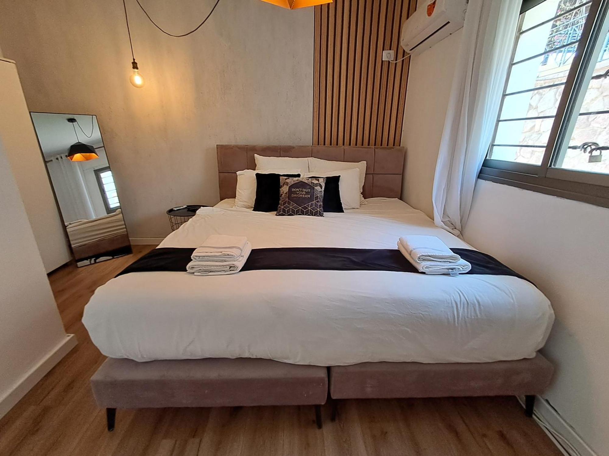 Yalarent Afarsemon Apartments With Pool - For Families & Couples Eilat Exterior foto